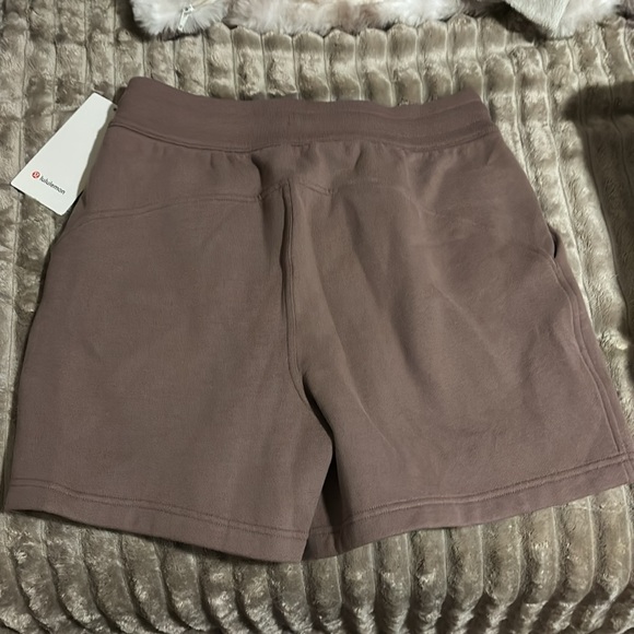 Lululemon Hi Rise Short 5” - Picture 3 of 5